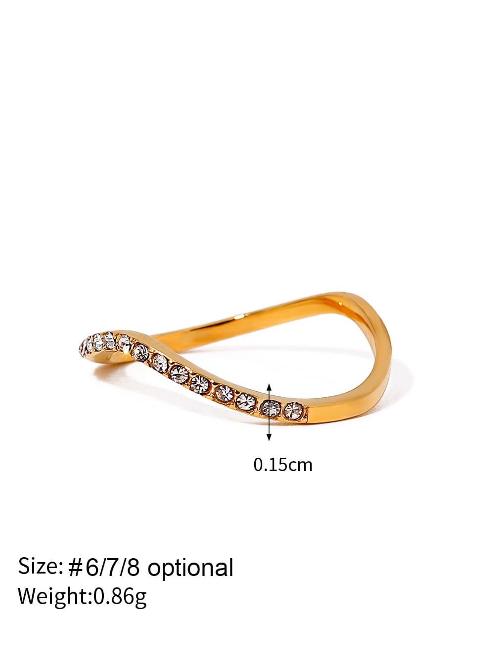 Anillo elegante con línea ondulada incrustada de diamantes