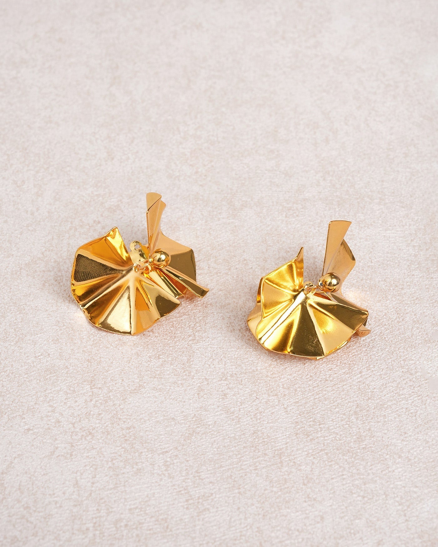 Pendientes de latón dorado